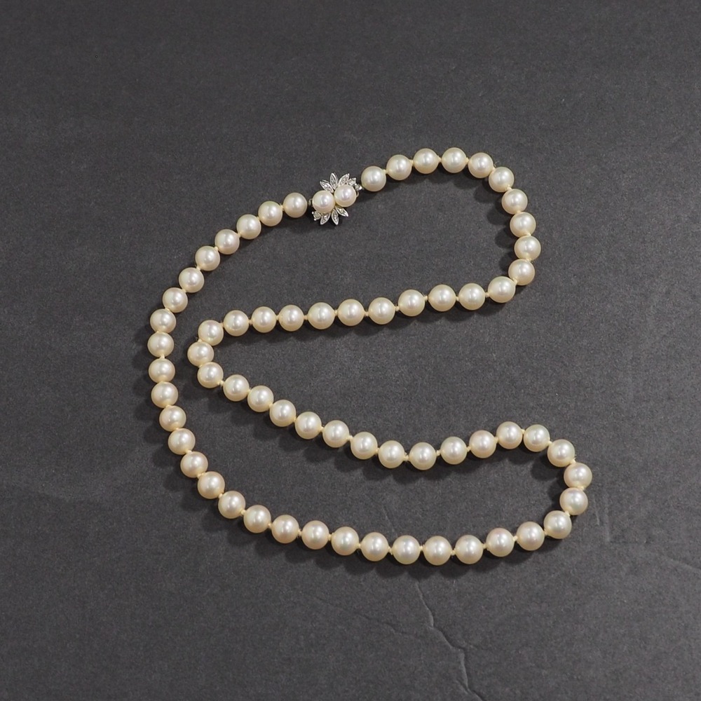 Vintage Necklace Cream Faux Pearl Single Strand Decorative Box Clasp Bridal 23"